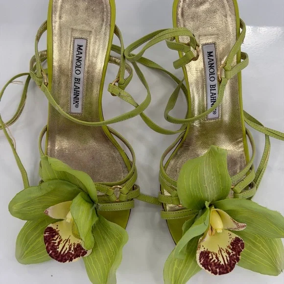 Manolo Blahnik Lime Green Orchid Heels - Picture 2 of 12